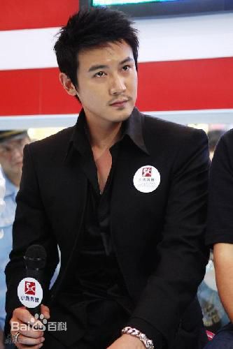 最新陆毅(Lu Yi)性感图片