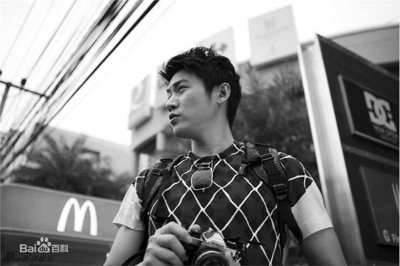 陆毅(Lu Yi) 爱上爱情