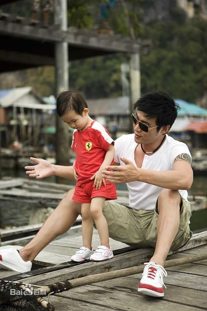 陆毅(Lu Yi) 爱上爱情