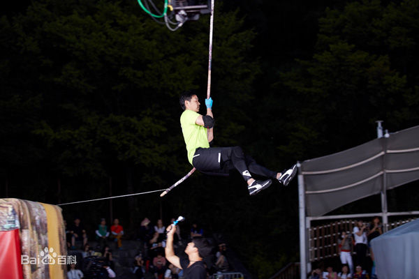 最新陆毅(Lu Yi)在《中韩梦之队》中的壁纸