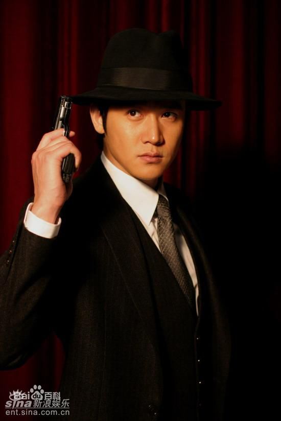 精选陆毅(Lu Yi)在2007年《夜幕下的哈尔滨》饰演王一民中的图册