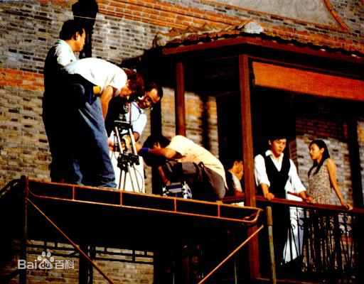 高清陆毅(Lu Yi)在2003年《兄弟》饰演韩雨中的图集