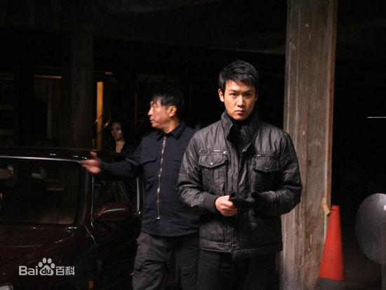 最全陆毅(Lu Yi)在2009年《线人》饰演华天中的壁纸