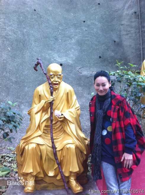 惠英红(Kara Wai)微博照片图册