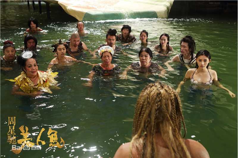 最新周星驰(Stephen Chow)在电影《美人鱼》中的壁纸