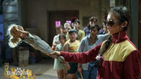 最新周星驰(Stephen Chow)在电影《美人鱼》中的壁纸