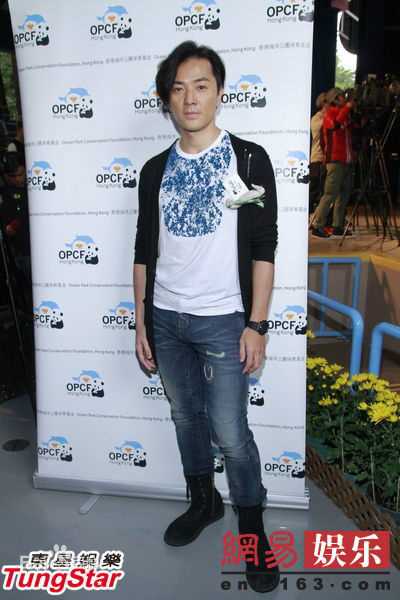 郑伊健(Ekin Cheng)捐出酬劳图片图册