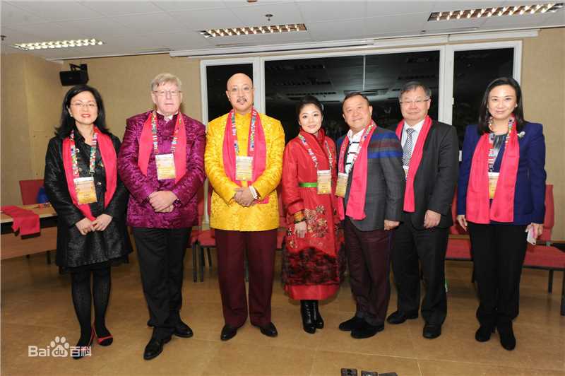 曾志伟(Eric Tsang)世贸联合基金总会慈善活动性感图片图集