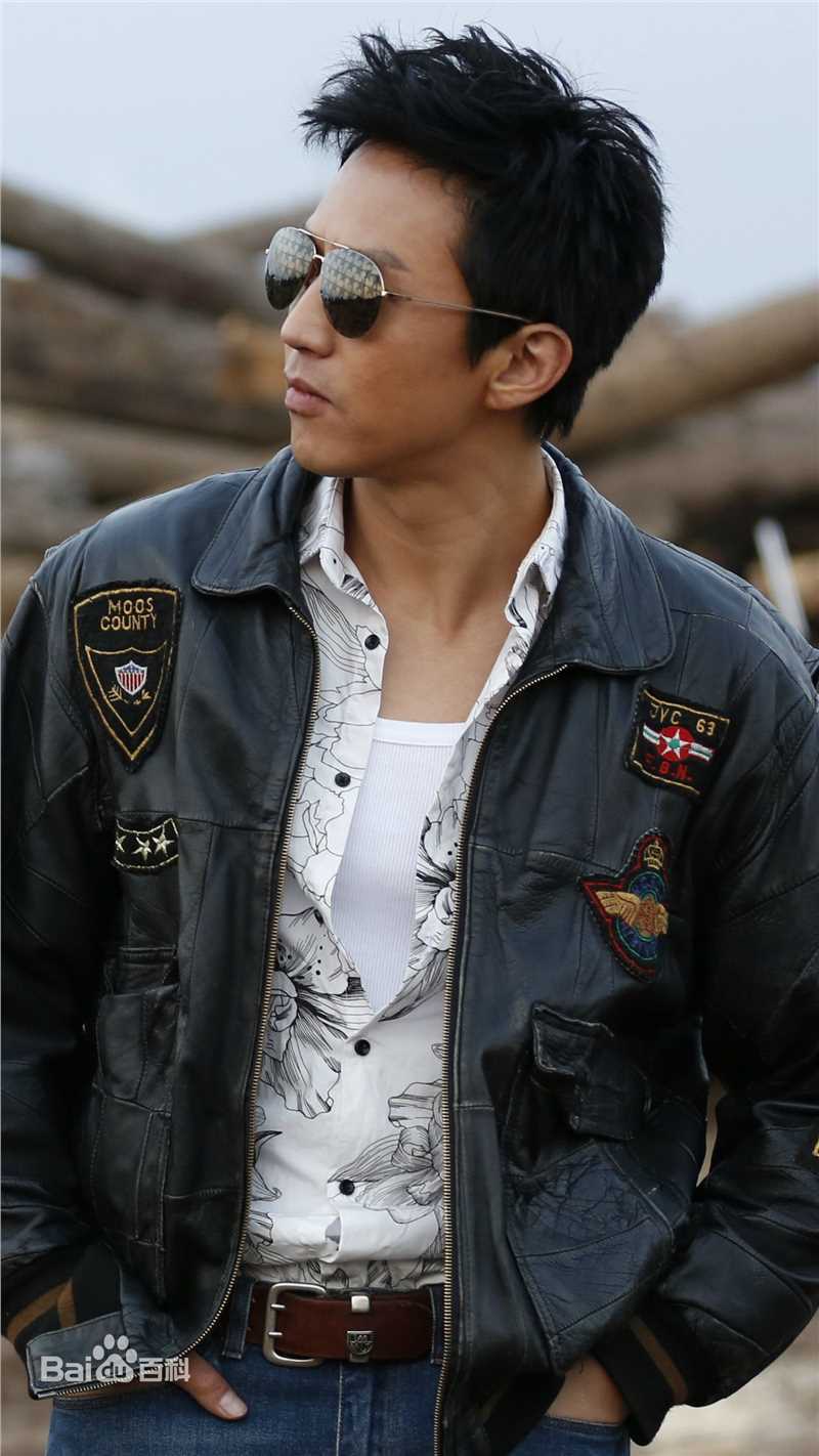 邓超(Deng Chao)乘风破浪生活照