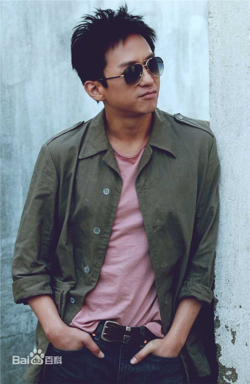 邓超(Deng Chao)乘风破浪生活照