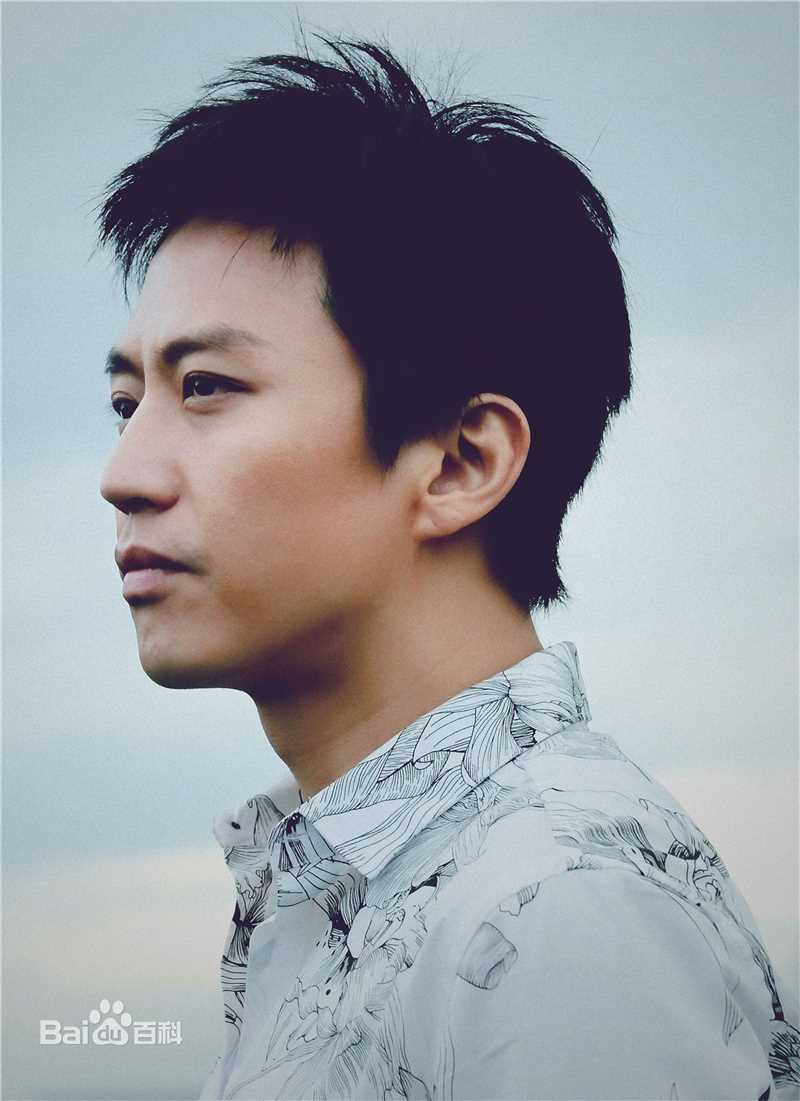 邓超(Deng Chao)乘风破浪生活照