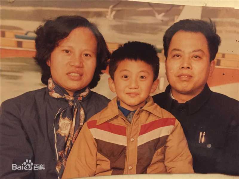 邓超(Deng Chao)家人照性感图片图集