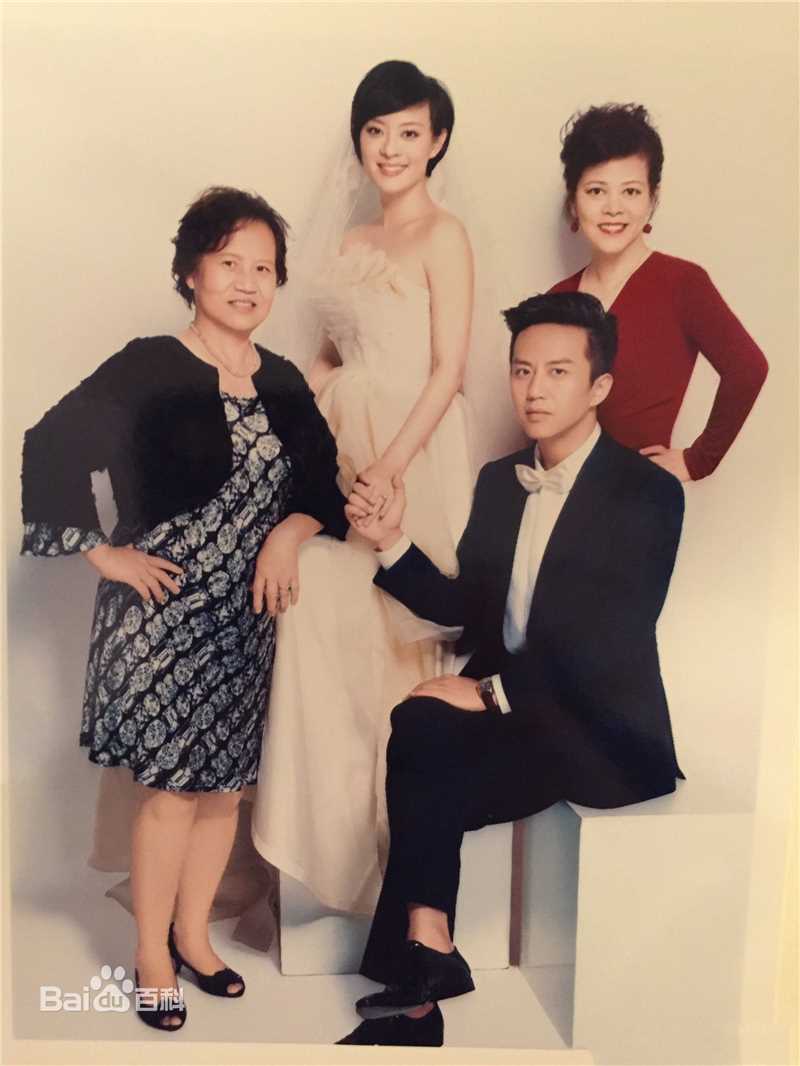 邓超(Deng Chao)家人照性感图片图集