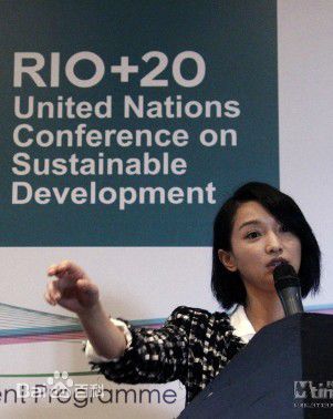 周迅(Zhou Xun)2011~2012 公益活动生活照