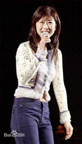 叶倩文(Sally Yeh)舞台上的生活照