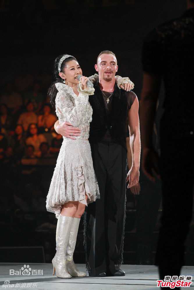 最新叶倩文(Sally Yeh)精彩图册