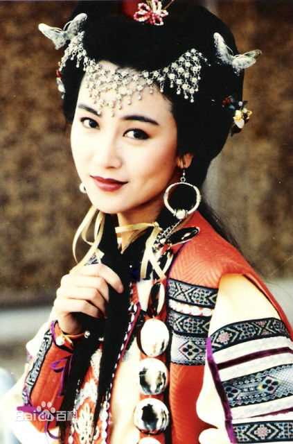 袁洁莹(Fennie Yuen) 饰 赫连勃勃图片图册