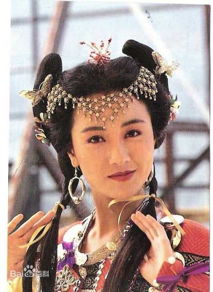 袁洁莹(Fennie Yuen) 饰 赫连勃勃图片图册