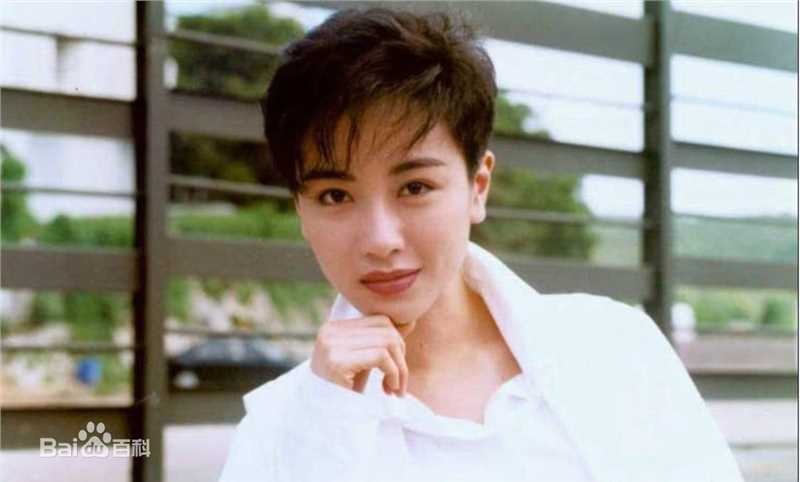 袁洁莹(Fennie Yuen) 饰 程可风素颜照相册