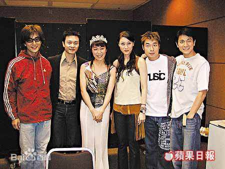 张国荣（原名张发宗）(Leslie Cheung（英）、レスリーチャン（日）)张国荣与朋友合影性感图片图集