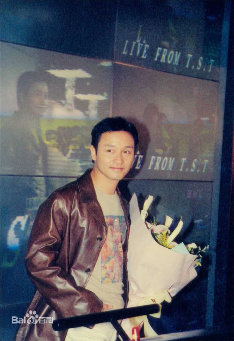张国荣（原名张发宗）(Leslie Cheung（英）、レスリーチャン（日）)张国荣生活照相册