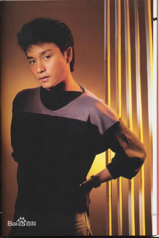 张国荣（原名张发宗）(Leslie Cheung（英）、レスリーチャン（日）)张国荣照片壁纸壁纸