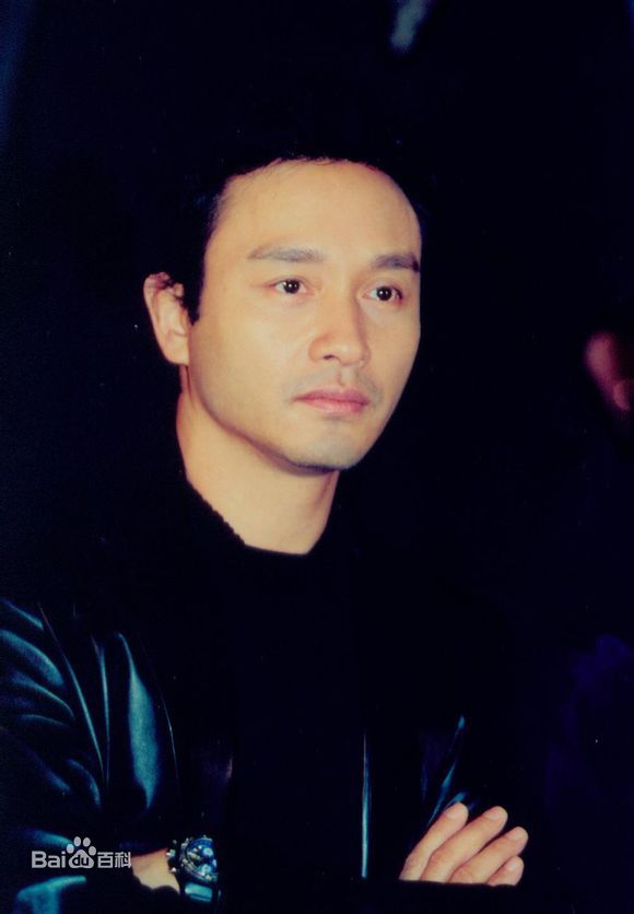 张国荣（原名张发宗）(Leslie Cheung（英）、レスリーチャン（日）)张国荣照片壁纸壁纸