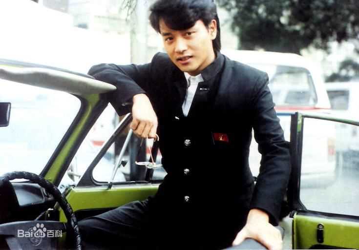张国荣（原名张发宗）(Leslie Cheung（英）、レスリーチャン（日）)张国荣照片壁纸壁纸