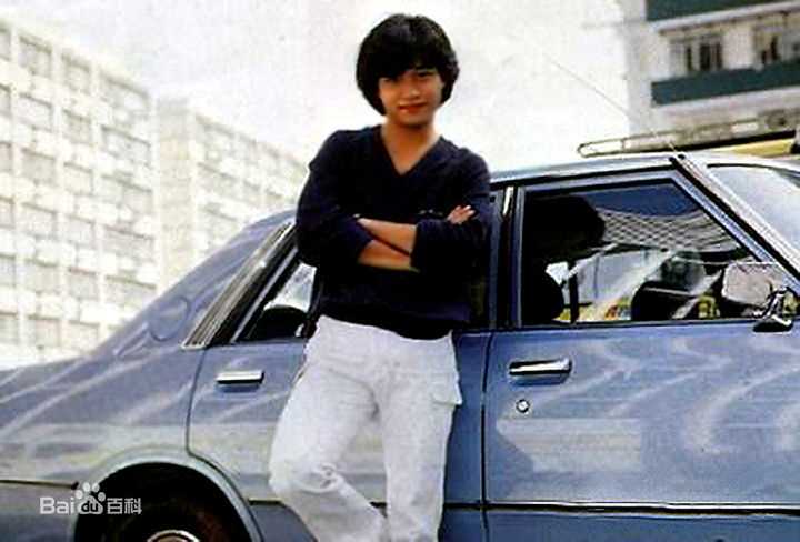 张国荣（原名张发宗）(Leslie Cheung（英）、レスリーチャン（日）)张国荣照片壁纸壁纸