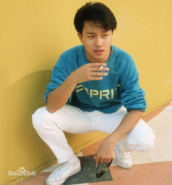 张国荣（原名张发宗）(Leslie Cheung（英）、レスリーチャン（日）)张国荣壁纸壁纸