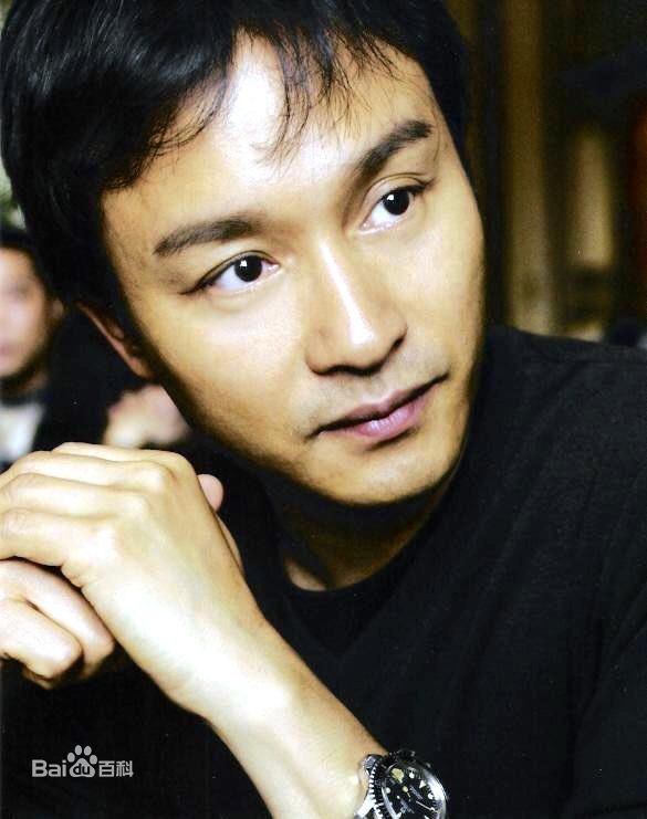 张国荣（原名张发宗）(Leslie Cheung（英）、レスリーチャン（日）)张国荣壁纸壁纸