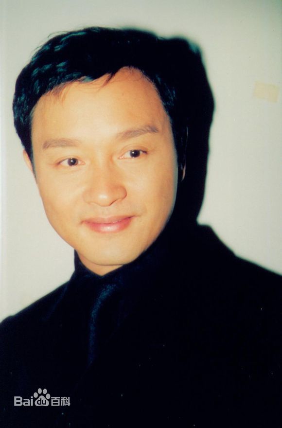 张国荣（原名张发宗）(Leslie Cheung（英）、レスリーチャン（日）)张国荣壁纸壁纸