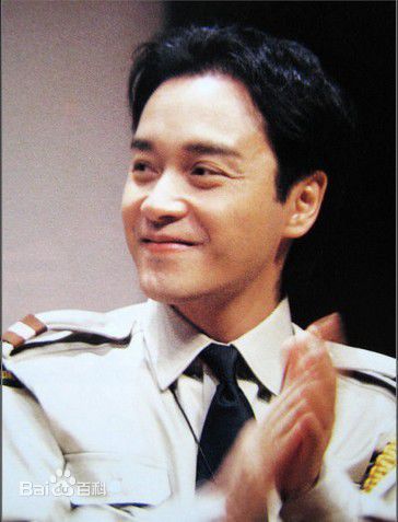 张国荣（原名张发宗）(Leslie Cheung（英）、レスリーチャン（日）)张国荣壁纸壁纸