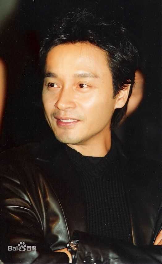 张国荣（原名张发宗）(Leslie Cheung（英）、レスリーチャン（日）)张国荣壁纸壁纸