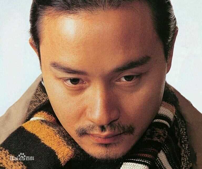 张国荣（原名张发宗）(Leslie Cheung（英）、レスリーチャン（日）)张国荣壁纸壁纸