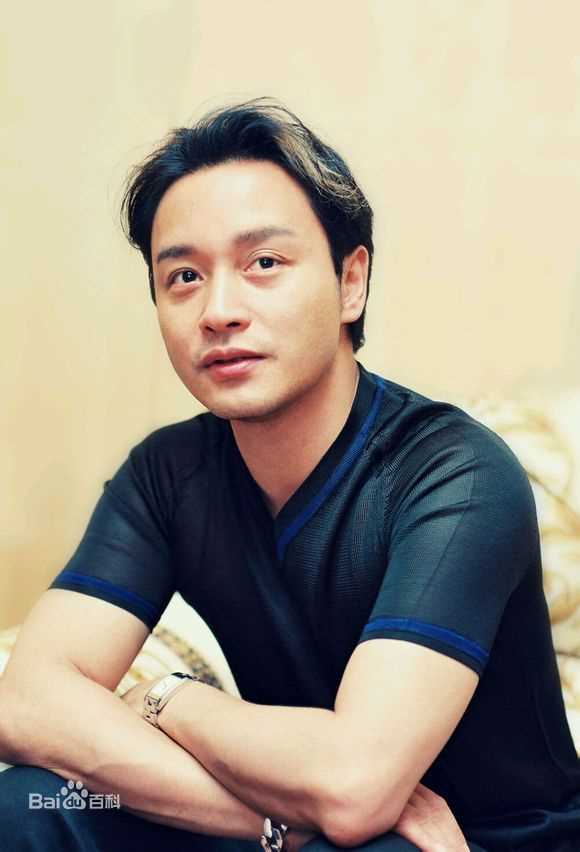 张国荣（原名张发宗）(Leslie Cheung（英）、レスリーチャン（日）)张国荣壁纸壁纸