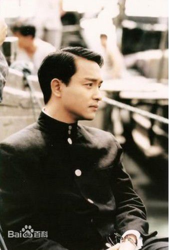 张国荣（原名张发宗）(Leslie Cheung（英）、レスリーチャン（日）)张国荣电影精选剧照