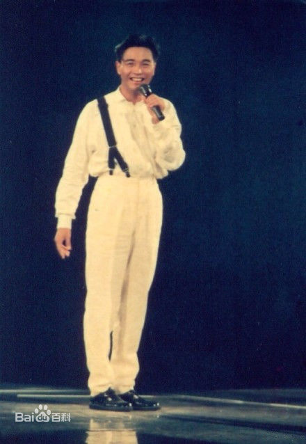 张国荣（原名张发宗）(Leslie Cheung（英）、レスリーチャン（日）)张国荣演唱会现场图册