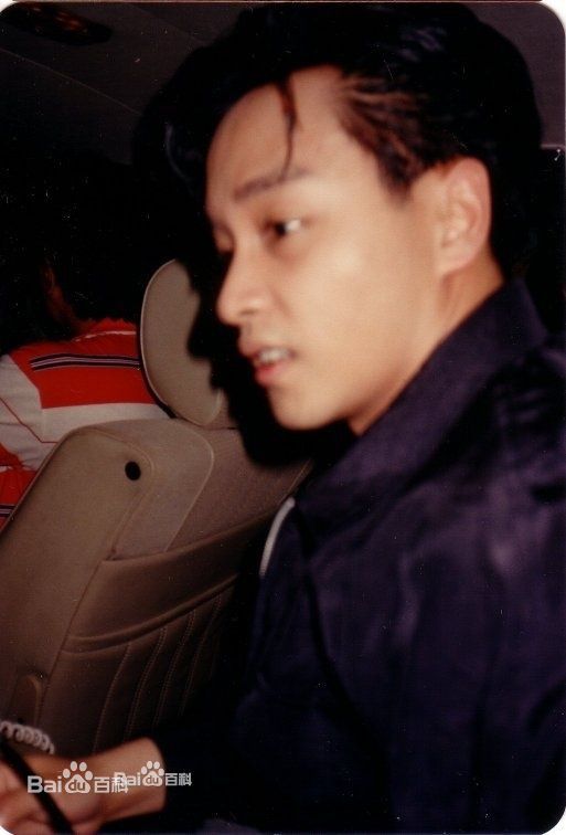 张国荣（原名张发宗）(Leslie Cheung（英）、レスリーチャン（日）)影视歌巨星张国荣性感图片图集