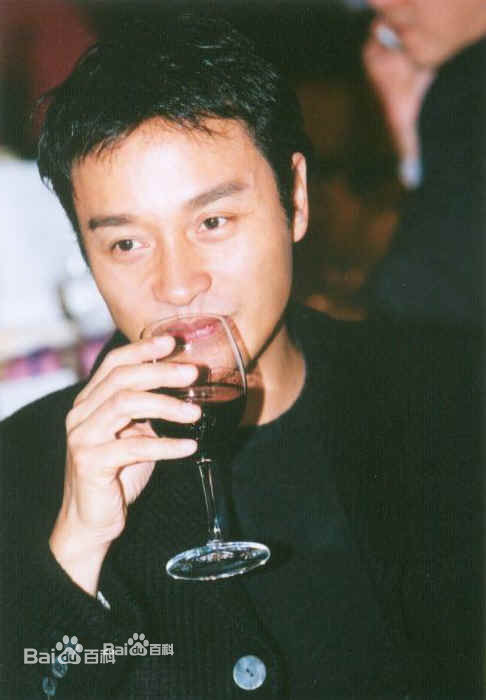 张国荣（原名张发宗）(Leslie Cheung（英）、レスリーチャン（日）)影视歌巨星张国荣性感图片图集