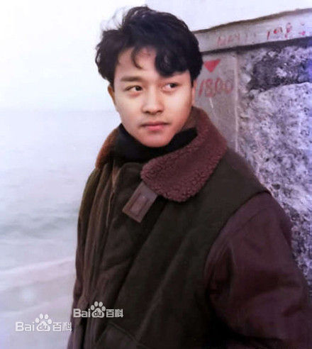 张国荣（原名张发宗）(Leslie Cheung（英）、レスリーチャン（日）)影视歌巨星张国荣性感图片图集