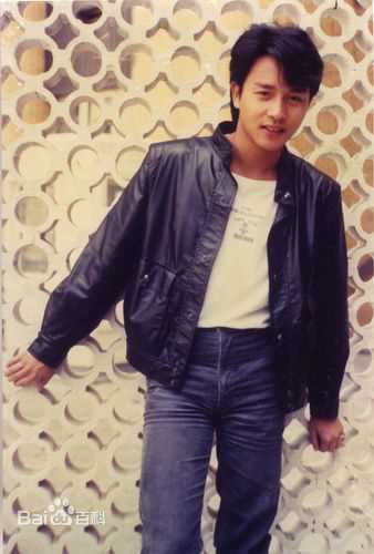 张国荣（原名张发宗）(Leslie Cheung（英）、レスリーチャン（日）)影视歌巨星张国荣性感图片图集