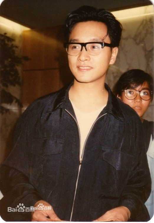 张国荣（原名张发宗）(Leslie Cheung（英）、レスリーチャン（日）)影视歌巨星张国荣性感图片图集