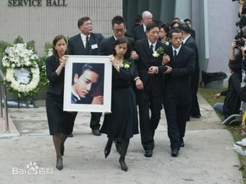 张国荣（原名张发宗）(Leslie Cheung（英）、レスリーチャン（日）)葬礼照片性感图片壁纸