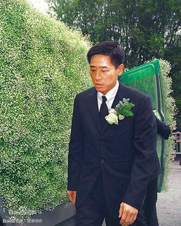张国荣（原名张发宗）(Leslie Cheung（英）、レスリーチャン（日）)葬礼照片性感图片壁纸