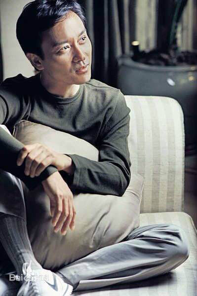 张国荣（原名张发宗）(Leslie Cheung（英）、レスリーチャン（日）)影视歌巨星张国荣生活照