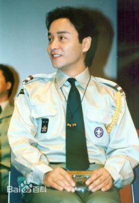 张国荣（原名张发宗）(Leslie Cheung（英）、レスリーチャン（日）)影视歌巨星张国荣生活照