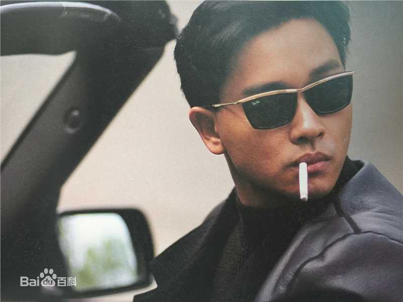 最优质张国荣（原名张发宗）(Leslie Cheung（英）、レスリーチャン（日）)在1988年 《纯影集》中的相册