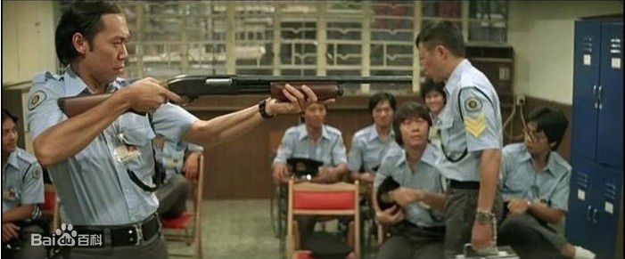 许冠杰(Samuel Hui)1981年《摩登保镖》最新剧照