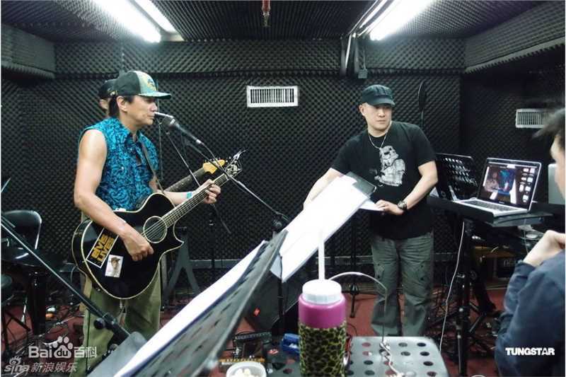 最新许冠杰(Samuel Hui)精彩图册